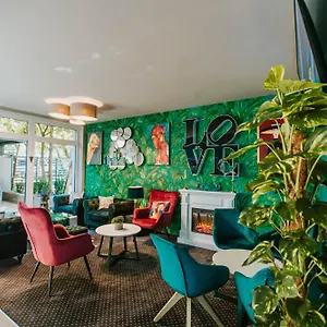 Hotel Arena Deluxe &, Segedín